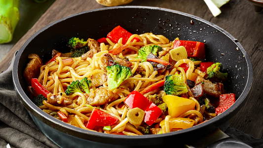 Sauté de nouilles aux légumes